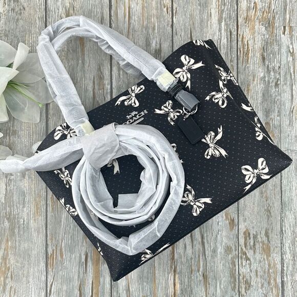 Coach Mollie Tote Bag 25 In Signature Canvas With Bow Print Purse - Picture 7 of 8